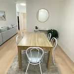 Kozyguru Homebush West 3-Beds Apt With Parking