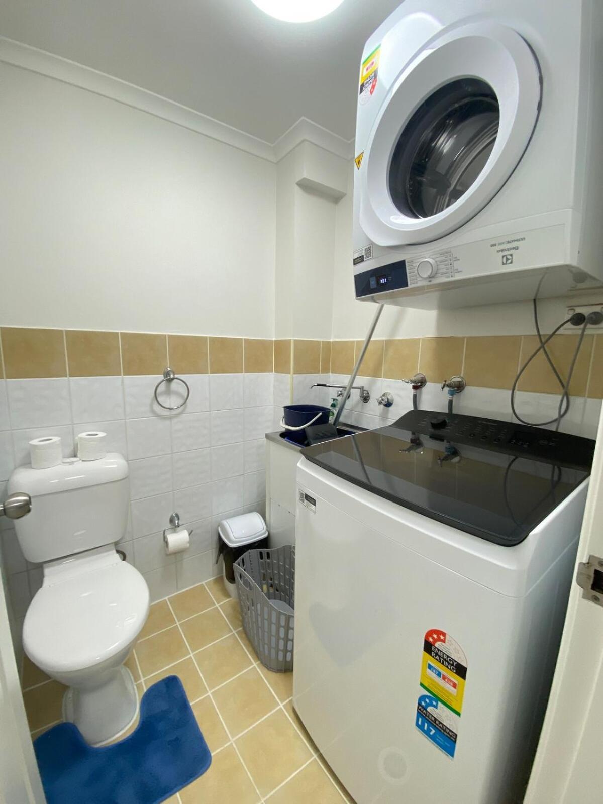 Kozyguru Homebush West 3-beds With Parking *